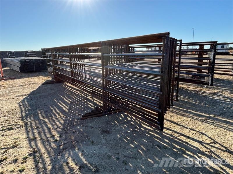  Quantity of (10) 24 ft Livestock Panel Ostale mašine i oprema za stoku