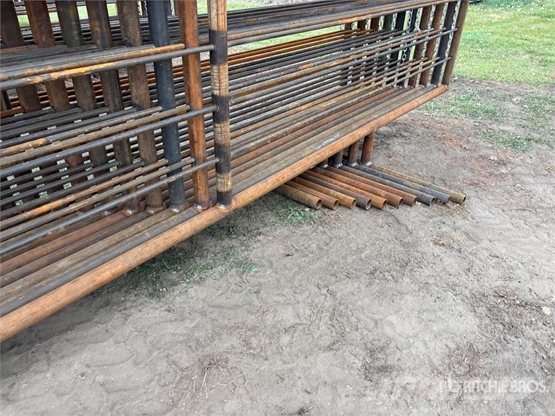 Quantity of (10) 24 ft x 5 ft 3 in Heavy Duty Live Egyéb állattenyésztés gépei és tartozékok