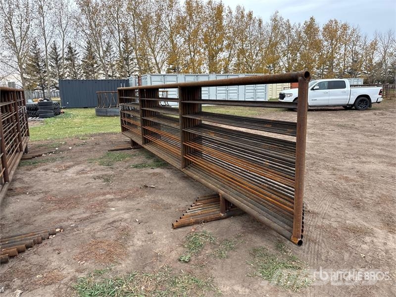 Quantity of (10) 24 ft x 5 ft 3 in Heavy Duty Live Egyéb állattenyésztés gépei és tartozékok