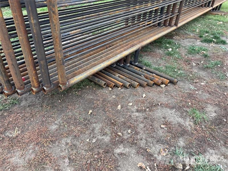 Quantity of (10) 24 ft x 5 ft 3 in Heavy Duty Live Livdyr annet utstyr
