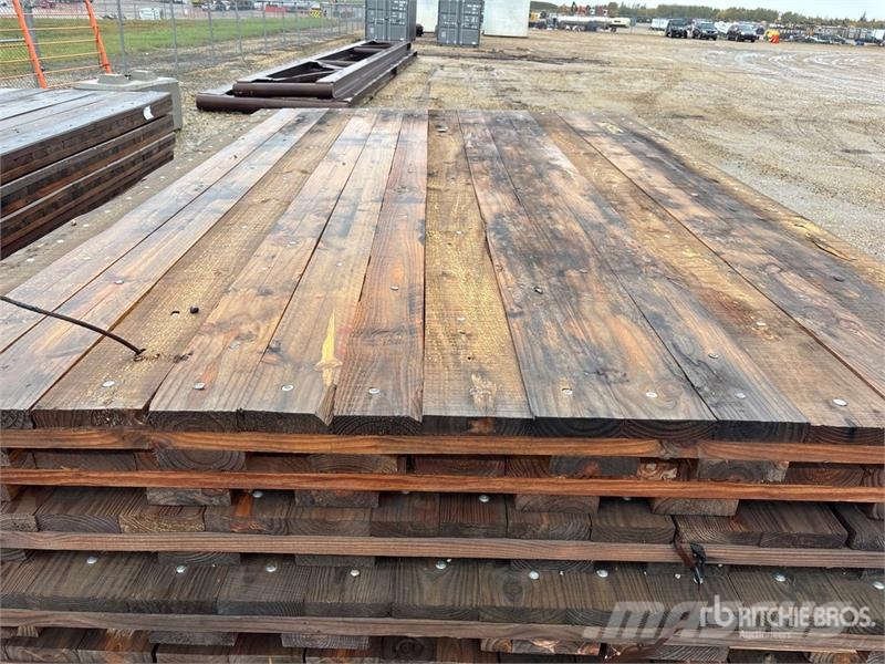 Quantity of (10) 7 ft x 12 ft 10 in x 3 in Wood Ma Аксесоари и резервни части за пробивни машини