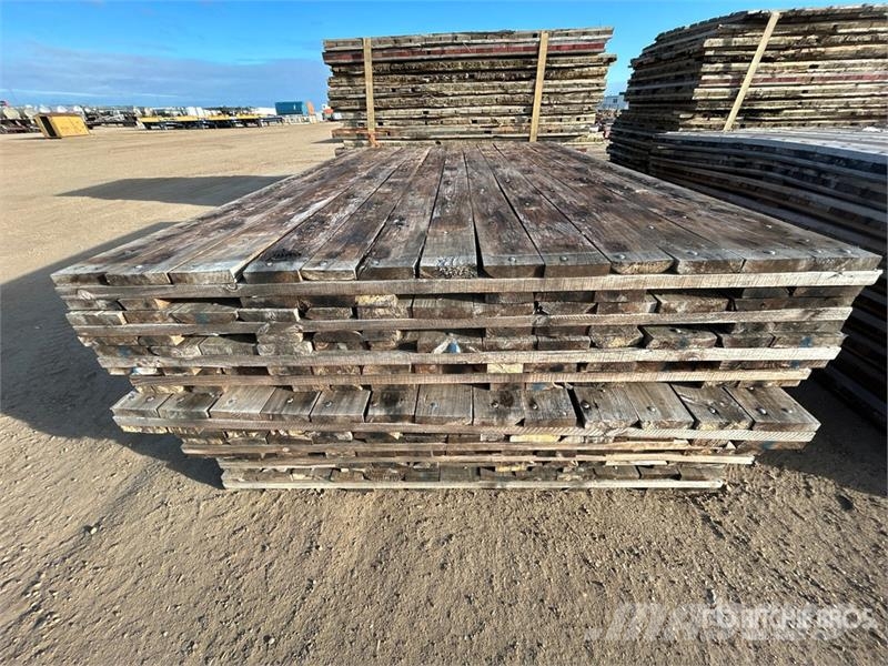 Quantity of (10) 8 ft x 12 ft Wood Access Mats Accesorios y repuestos para equipos de perforación
