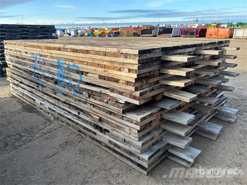 Quantity of (10) 8 ft x 12 ft Wood Access Mats Accesorios y repuestos para equipos de perforación