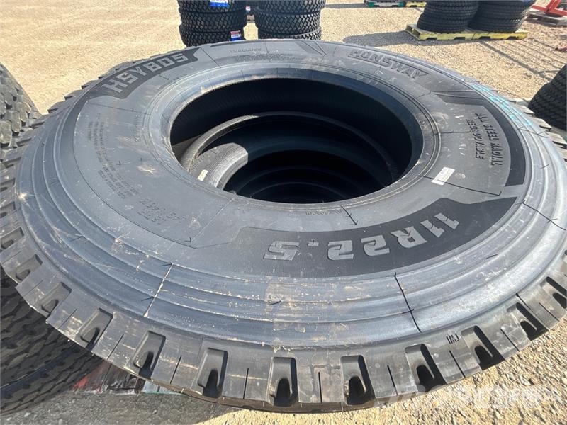 Quantity of (10) HonSway 11R22.5 Trailer Tires (Un Tyres, wheels and rims