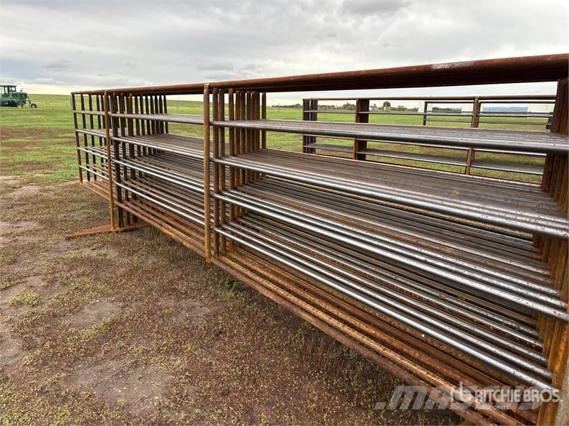 Quantity of (10) Livestock Panel Ďalšie stroje a zariadenia pre živočíšnu výrobu