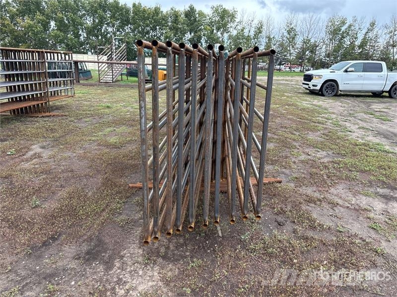 Quantity of (10) Livestock Panel Ďalšie stroje a zariadenia pre živočíšnu výrobu
