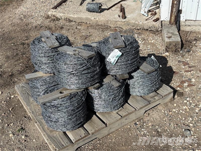  Quantity of (10) Rolls Barbed Wire (Unused) Gradbeništvo - drugo