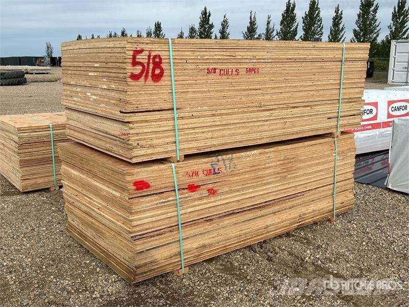  Quantity of (100) 4 ft x 8 ft x 5/8 in CSP/DFP No  Inne akcesoria