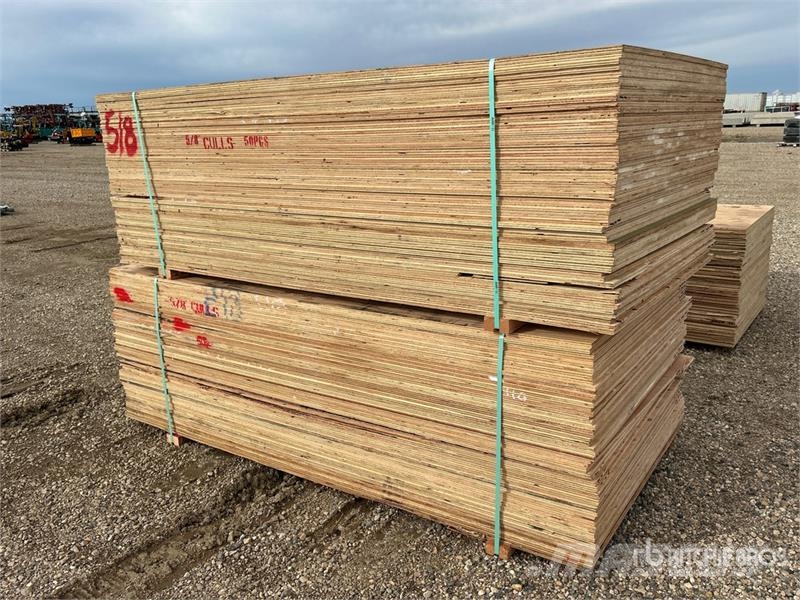  Quantity of (100) 4 ft x 8 ft x 5/8 in CSP/DFP No  Inne akcesoria