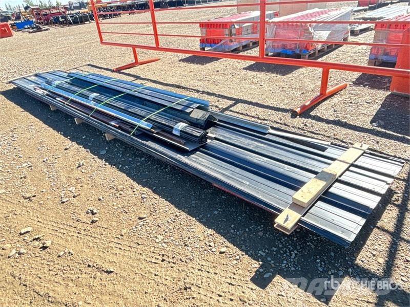 Quantity of (11) 21 ft x 3 ft Galvanized Metal Roo Seilwinden, Bauaufzüge und Lastenaufzüge