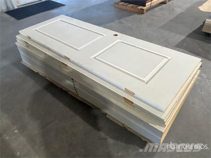 Quantity of (11) Doors 其他組件