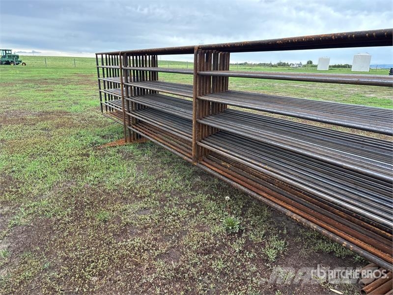 Quantity of (11) Livestock Panel Ďalšie stroje a zariadenia pre živočíšnu výrobu