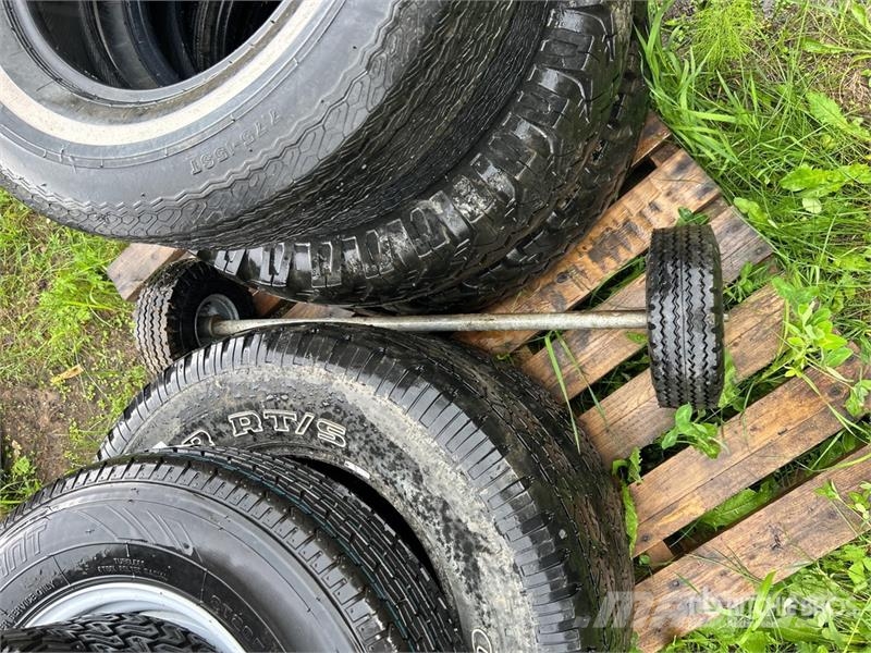 Quantity of (11) Mixed Tires Tyres, wheels and rims