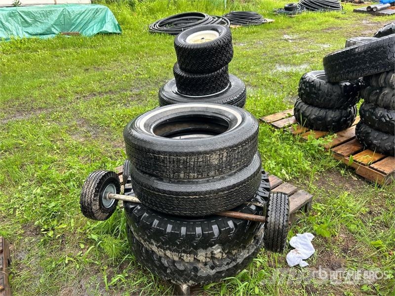 Quantity of (11) Mixed Tires Tyres, wheels and rims