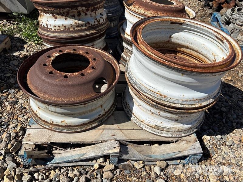 Quantity of (11) Semi Truck Rims Transportes - Outros