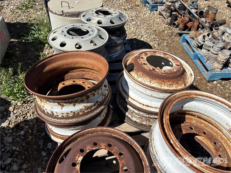 Quantity of (11) Semi Truck Rims Transportes - Outros