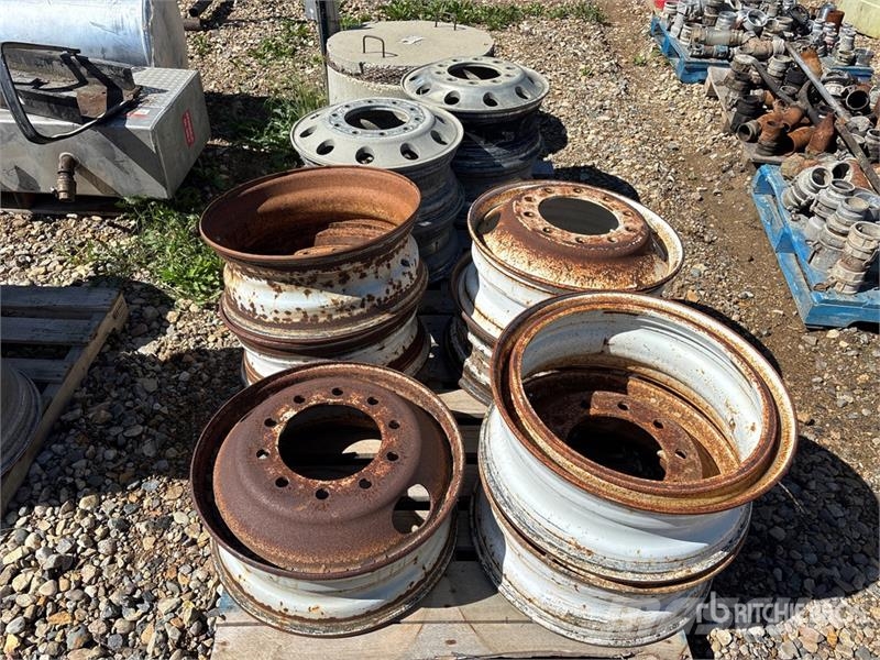 Quantity of (11) Semi Truck Rims Transportes - Outros