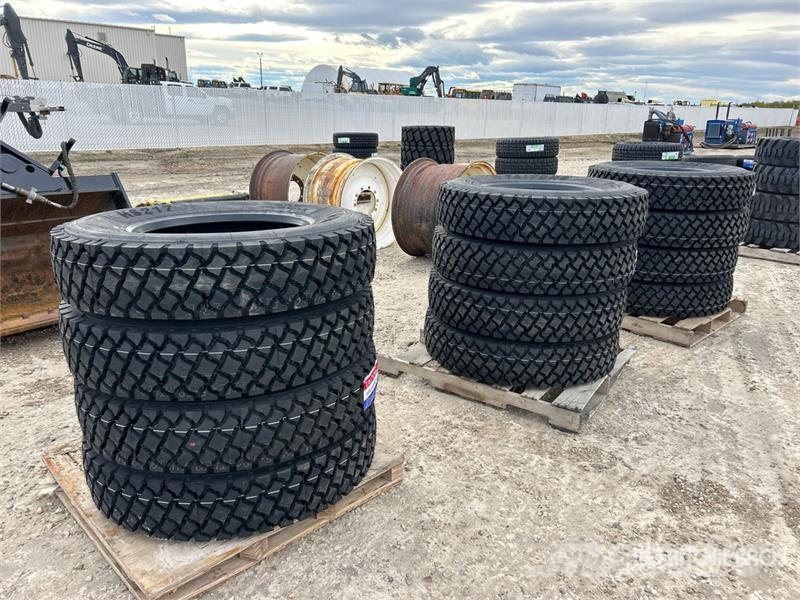 Quantity of (12) 11R24.5 Tires (Unused) Gume, kolesa in platišča