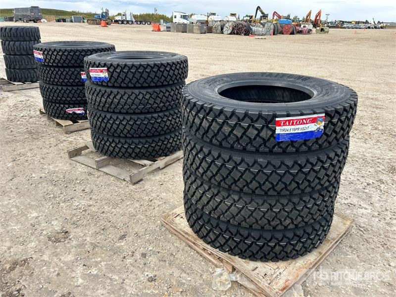 Quantity of (12) 11R24.5 Tires (Unused) Gume, kolesa in platišča