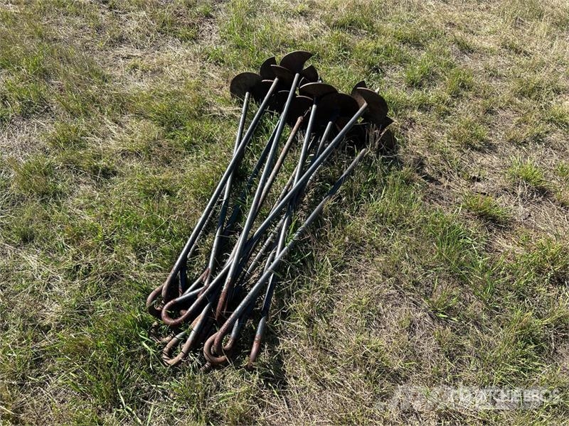  Quantity of (12) 36 in Grain Bin Anchor Muut maatalouskoneet