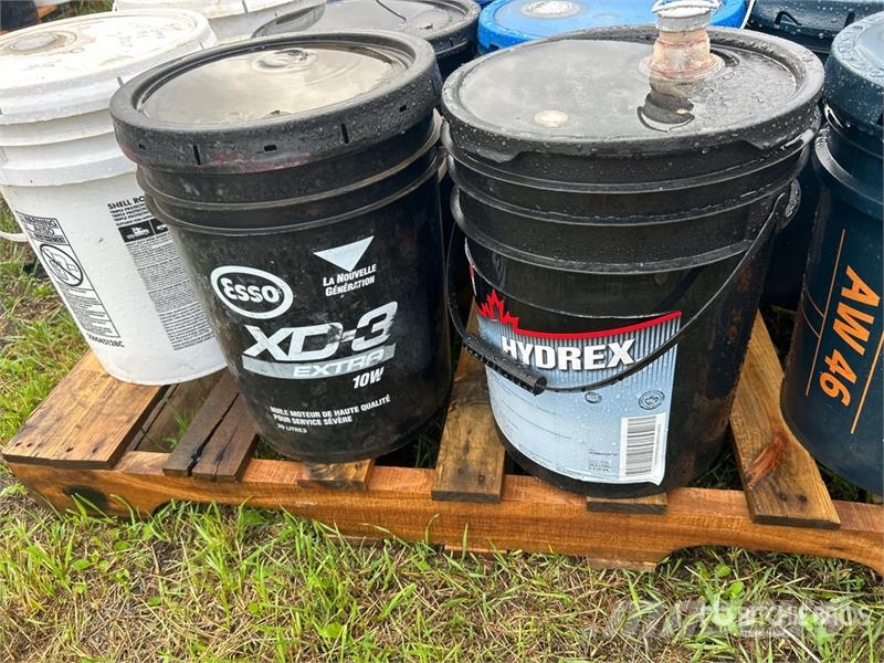 Quantity of (12) 5 gal Pails of Assorted Oil & Lub Drugi deli