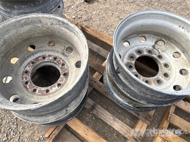  Quantity of (12) Aluminum Wheels Pneumatiky, kola a ráfky