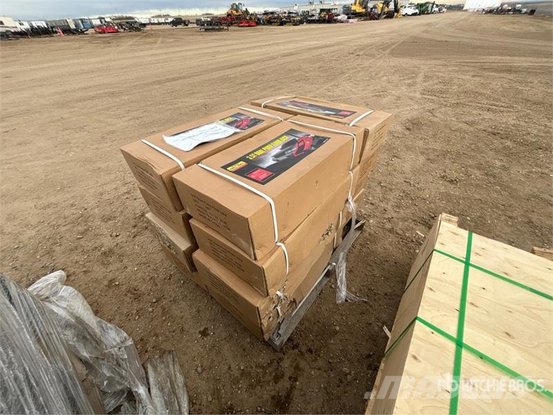  Quantity of (12)  BYT FLOJK035 3.5T Floor Jack (Un مكونات أخرى