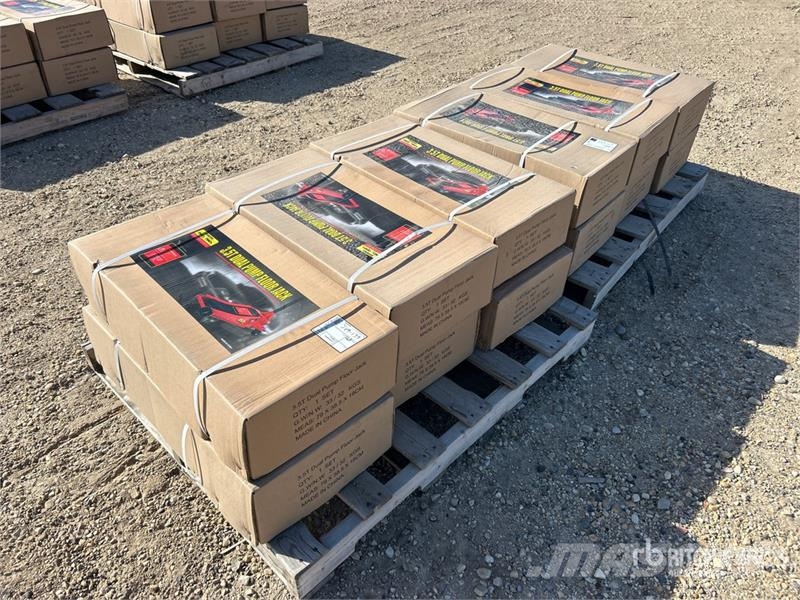 Quantity of (12) BYT FLOJK035 3.5 t Floor Jack (U مكونات أخرى