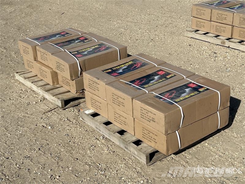 Quantity of (12) BYT FLOJK035 3.5 t Floor Jack (U مكونات أخرى