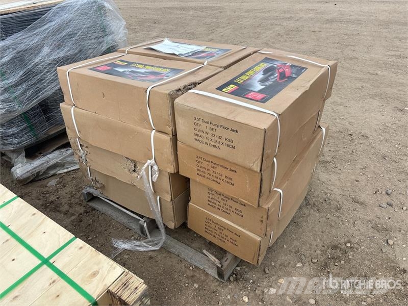  Quantity of (12)  BYT FLOJK035 3.5T Floor Jack (Un مكونات أخرى