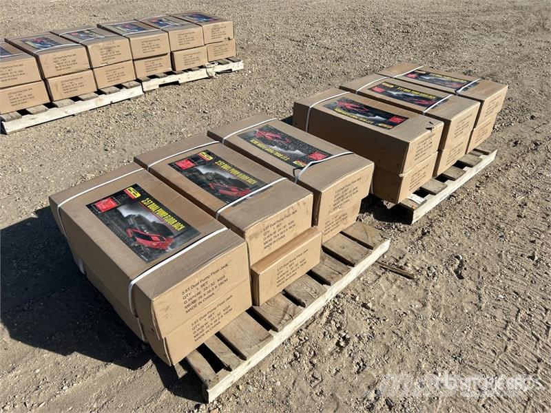 Quantity of (12) BYT FLOJK035 3.5 t Floor Jack (U مكونات أخرى