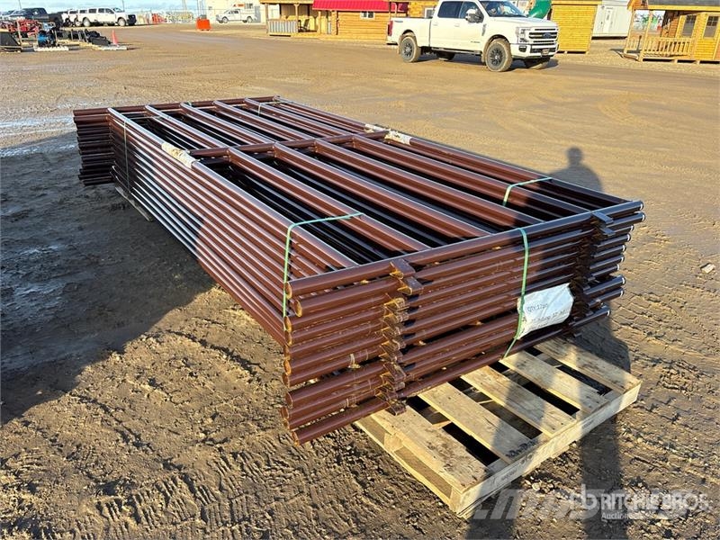 Quantity of (12) BYT HDALYPNL12 12 ft x 5 ft 10 i Ostale mašine i oprema za stoku