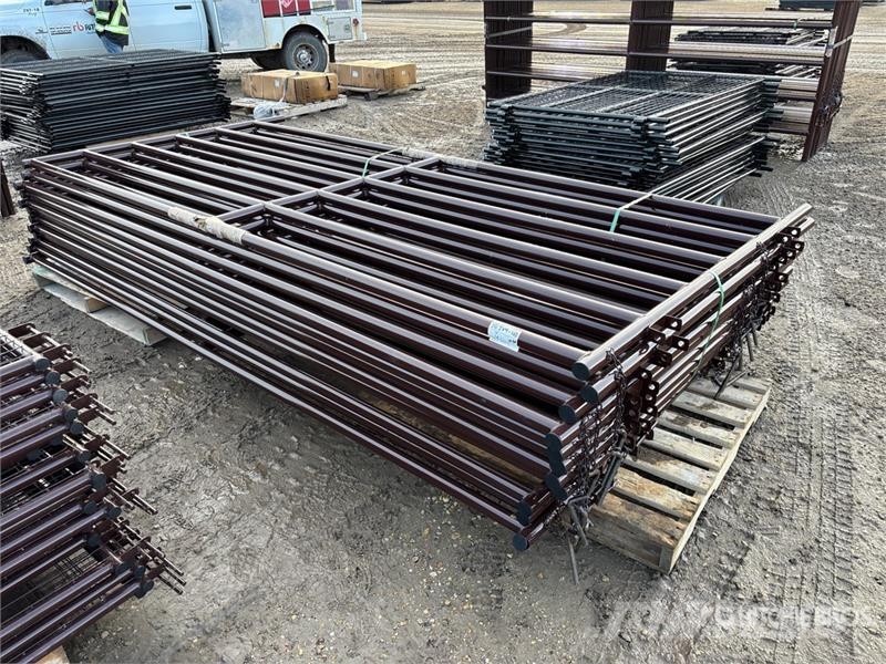 Quantity of (12) BYT HDALYPNL12 12 ft x 5 ft 10 i Ostale mašine i oprema za stoku