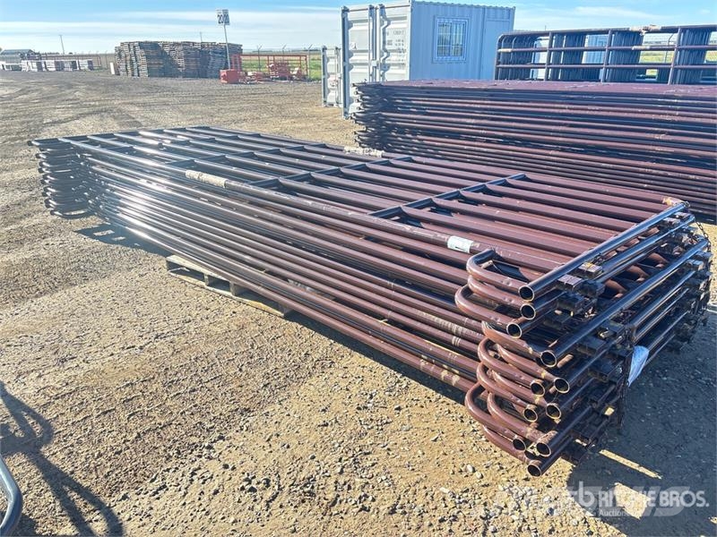Quantity of (12) BYT MRSDRP12 16 ft 7 Rail Ranch Інше тваринницьке обладнання