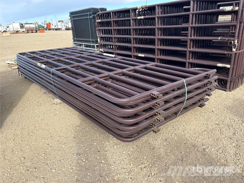 Quantity of (12) BYT MRSDRP16 16 ft (7) Rail Ranc Оборудование для животноводческих ферм