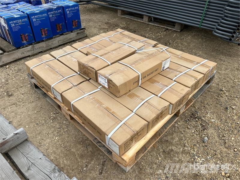  Quantity of (12)  BYT SS27 3/4 In 27 Pc Socket Set مكونات أخرى