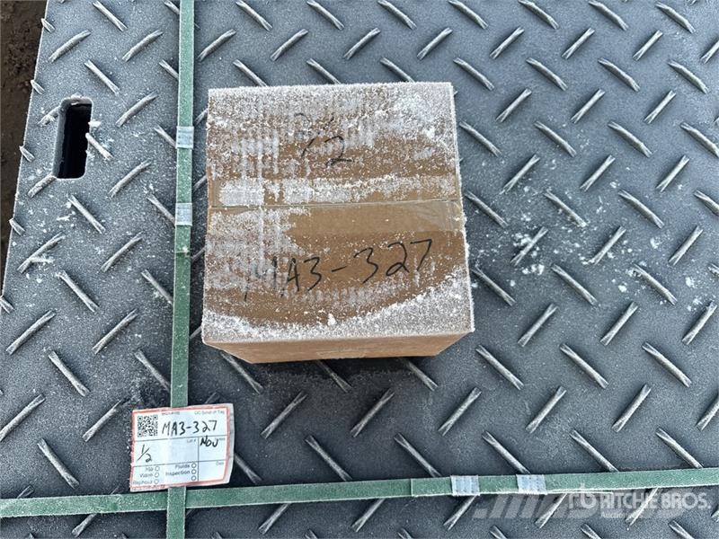 Quantity of (12) SKLP SK-LJB12 94 in x 47 in Road Ostale kargo komponente