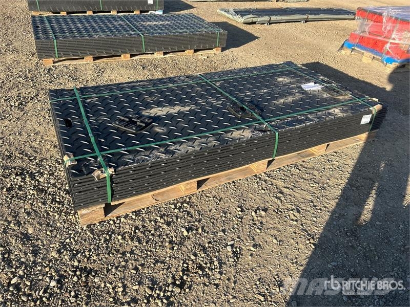Quantity of (12) SKLP SK-LJB12 94 in x 47 in Poly Transport - Autres