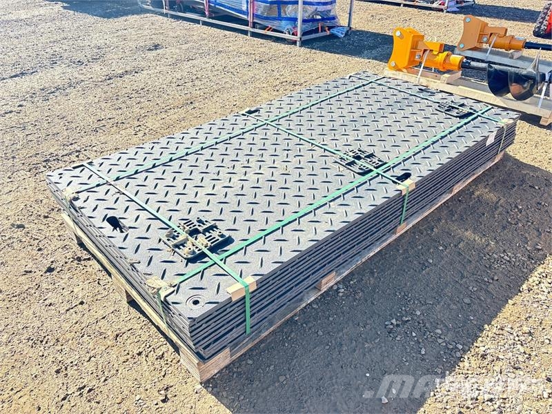 Quantity of (12) SKLP SK-LJB12 94 in x 47 in Poly Transport - Autres
