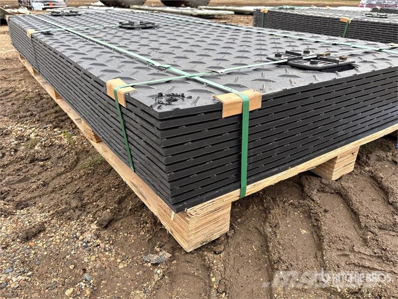 Quantity of (12) SKLP SK-LJB12 94 in x 47 in Poly Transport - Övriga