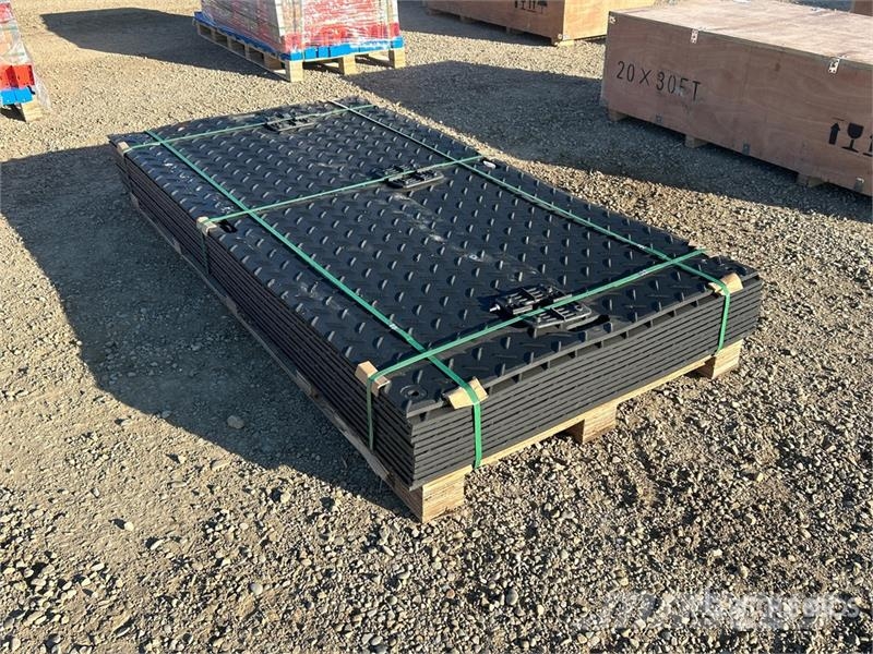 Quantity of (12) SKLP SK-LJB12 94 in x 47 in Poly Transport - Autres