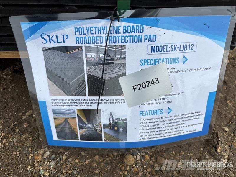 Quantity of (12) SKLP SK-LJB12 94 in x 47 in Poly Transport - Övriga