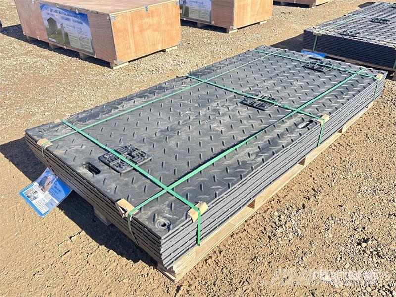 Quantity of (12) SKLP SK-LJB12 94 in x 47 in Poly Transport - Autres