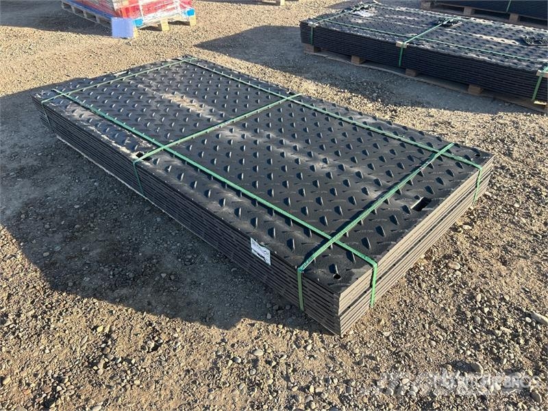 Quantity of (12) SKLP SK-LJB12 94 in x 47 in Poly Transport - Autres