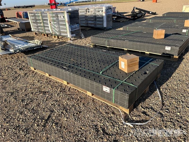 Quantity of (12) SKLP SK-LJB12 94 in x 47 in Poly Transportes - Outros