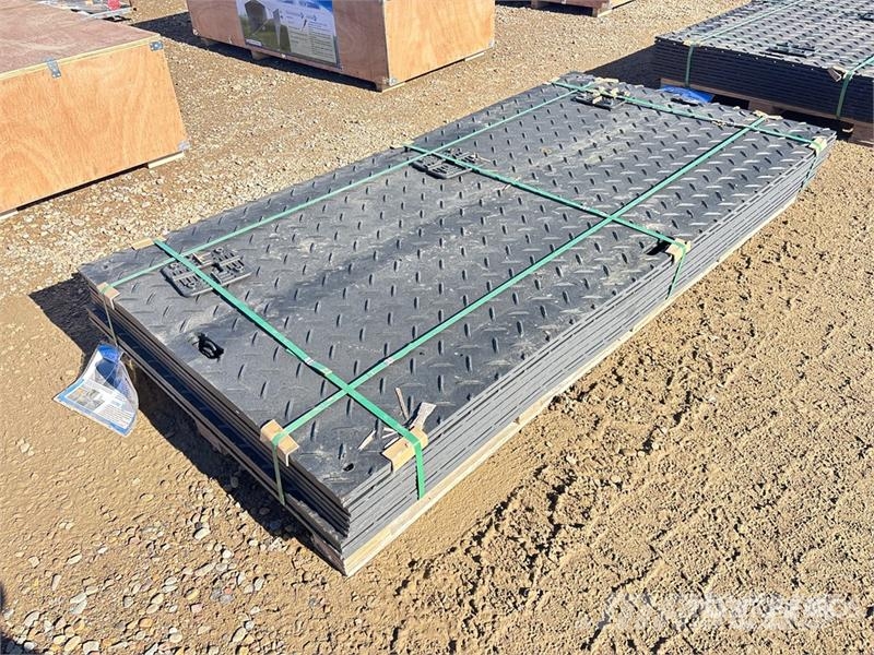 Quantity of (12) SKLP SK-LJB12 94 in x 47 in Poly Transport - Autres