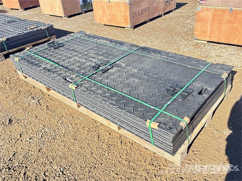 Quantity of (12) SKLP SK-LJB12 94 in x 47 in Poly Transport - Autres