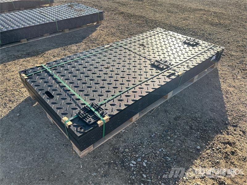 Quantity of (12) SKLP SK-LJB12 94 in x 47 in Poly Transport - Autres
