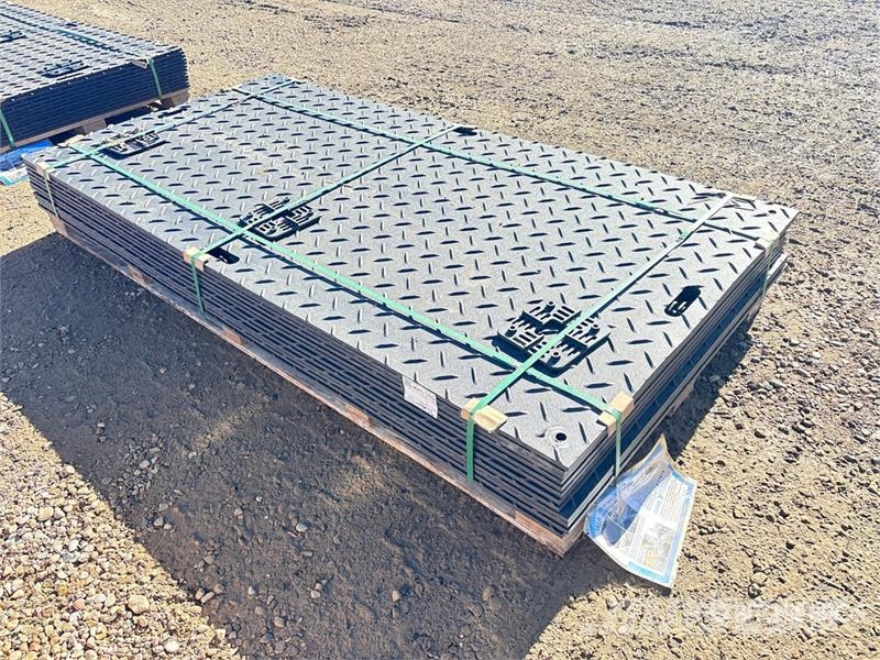 Quantity of (12) SKLP SK-LJB12 94 in x 47 in Poly Transport - Autres