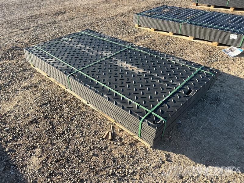 Quantity of (12) SKLP SK-LJB12 94 in x 47 in Poly Transport - Autres